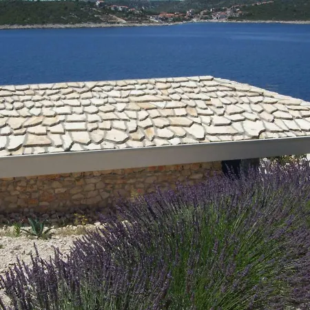 Apartment Stone House Marina-sevid, 1 House-1 *