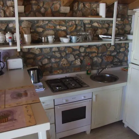 Stone House Marina-sevid, 1 House-1 Apartamento Sevid