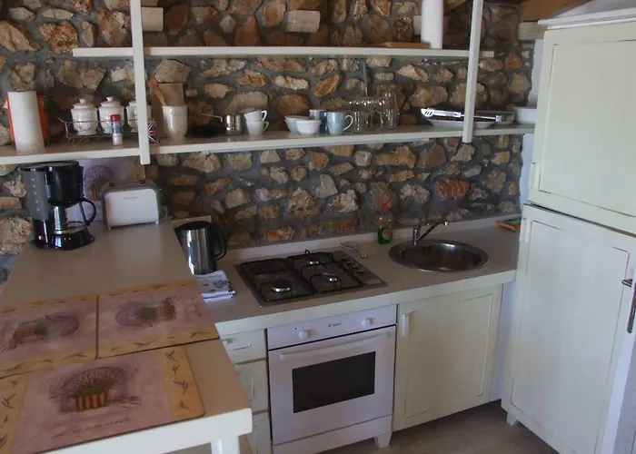 Stone House Marina-sevid, 1 House-1 Apartment Sevid
