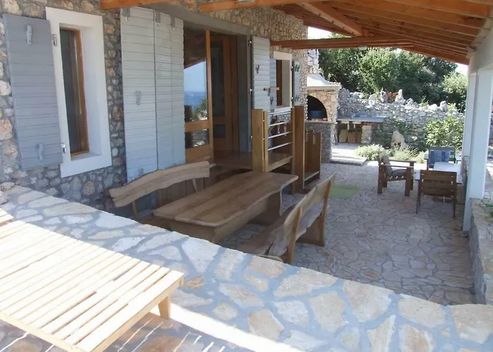 Stone House Marina-sevid, 1 House-1 Apartment