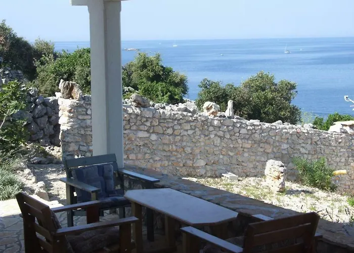 Stone House Marina-sevid, 1 House-1 Apartment