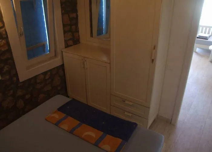 Stone House Marina-sevid, 1 House-1 Apartment Sevid