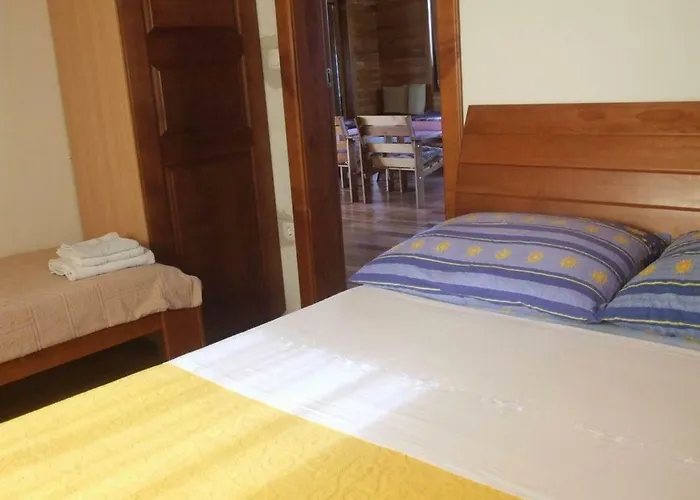Stone House Marina-sevid, 1 House-1 Apartment