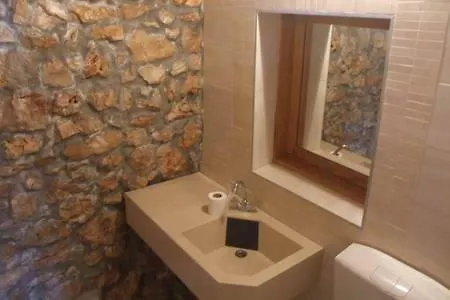Stone House Marina-sevid, 1 House-1 Apartment